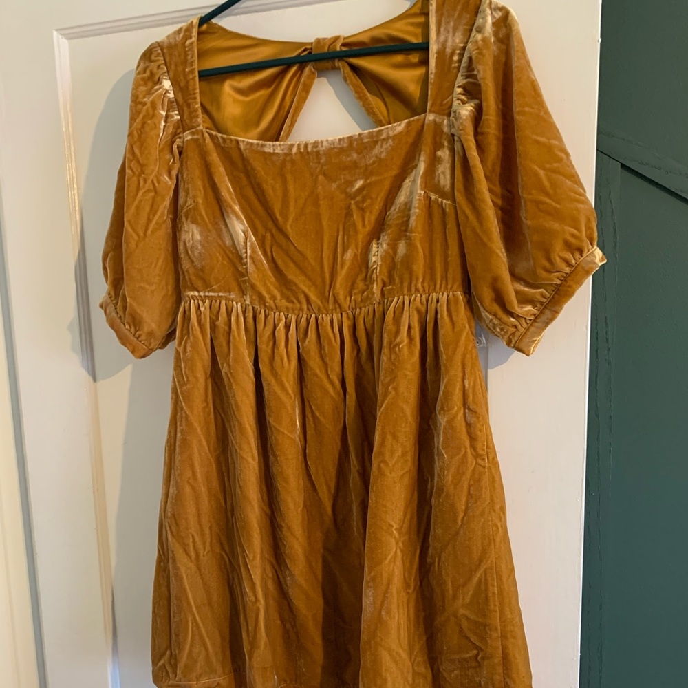 NWT Velvet ModCloth Dress